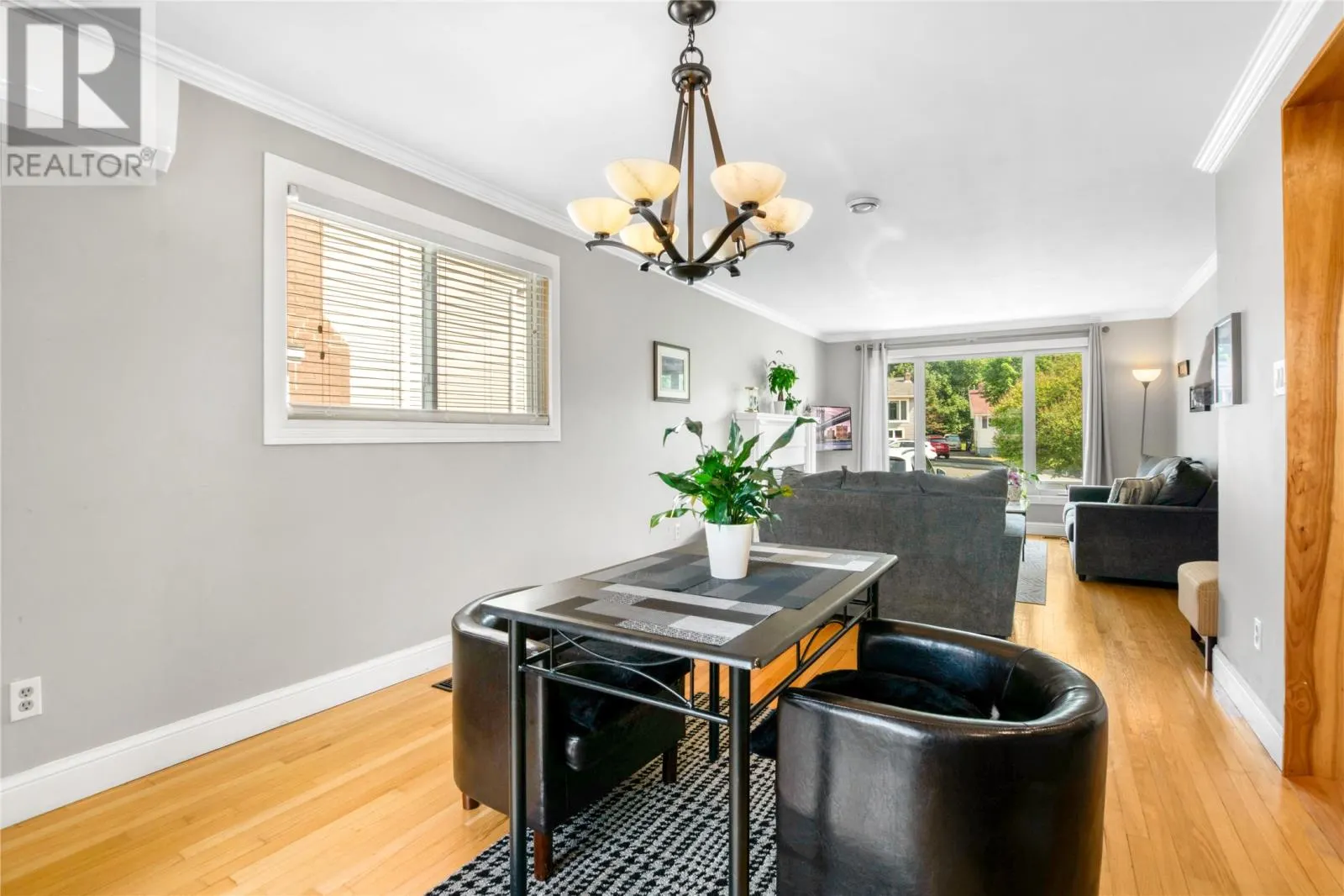 63 Amherst Heights