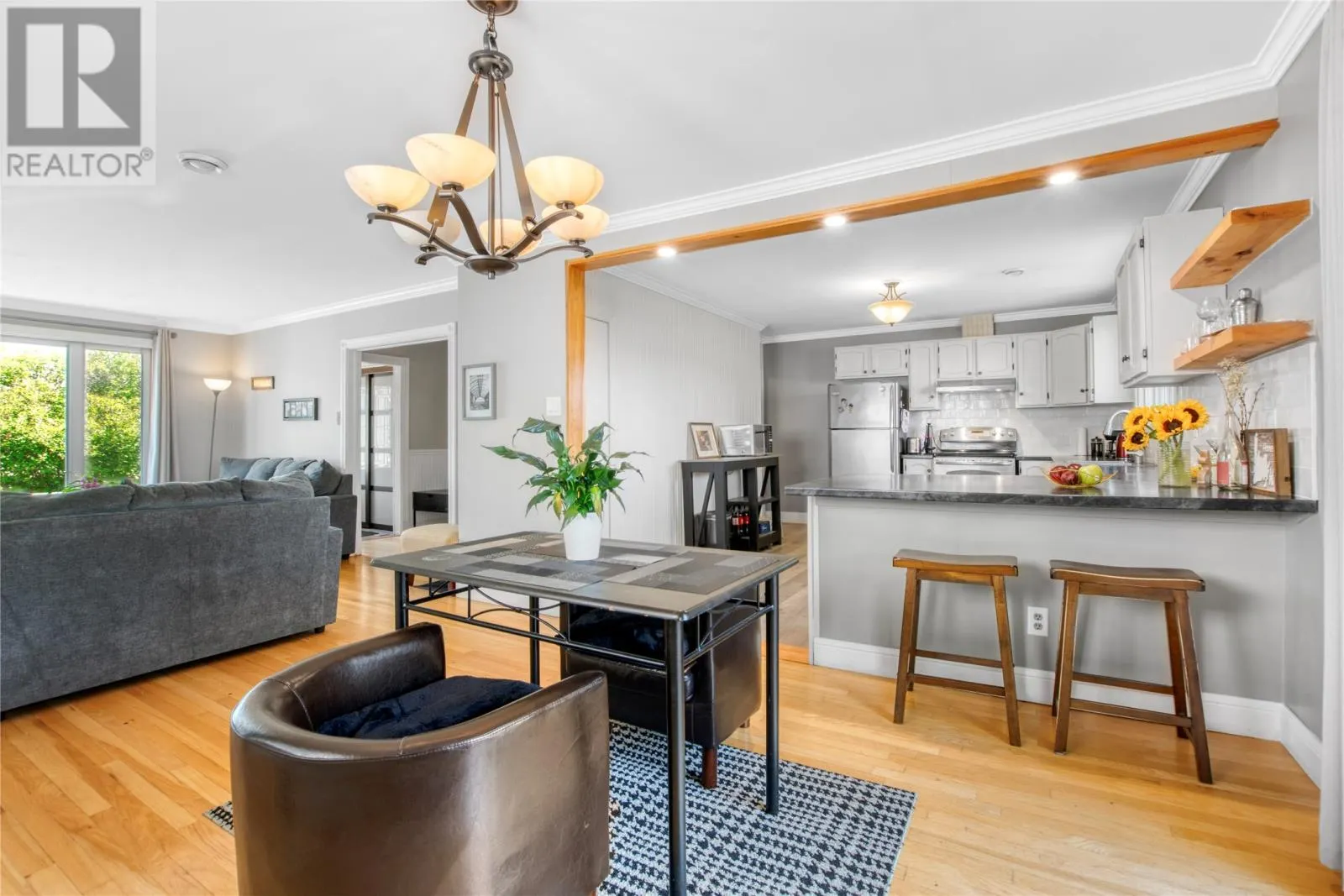 63 Amherst Heights