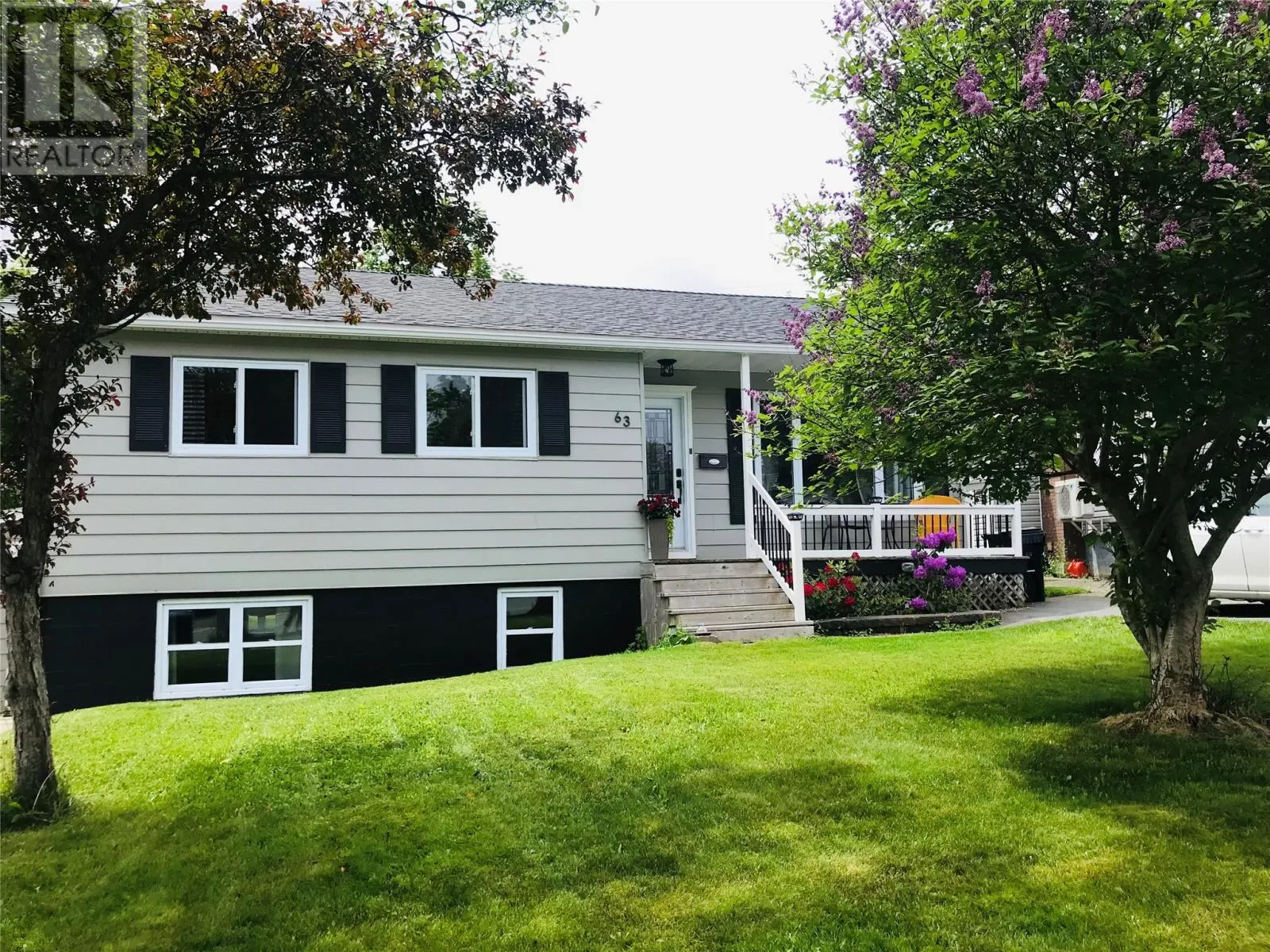 63 Amherst Heights