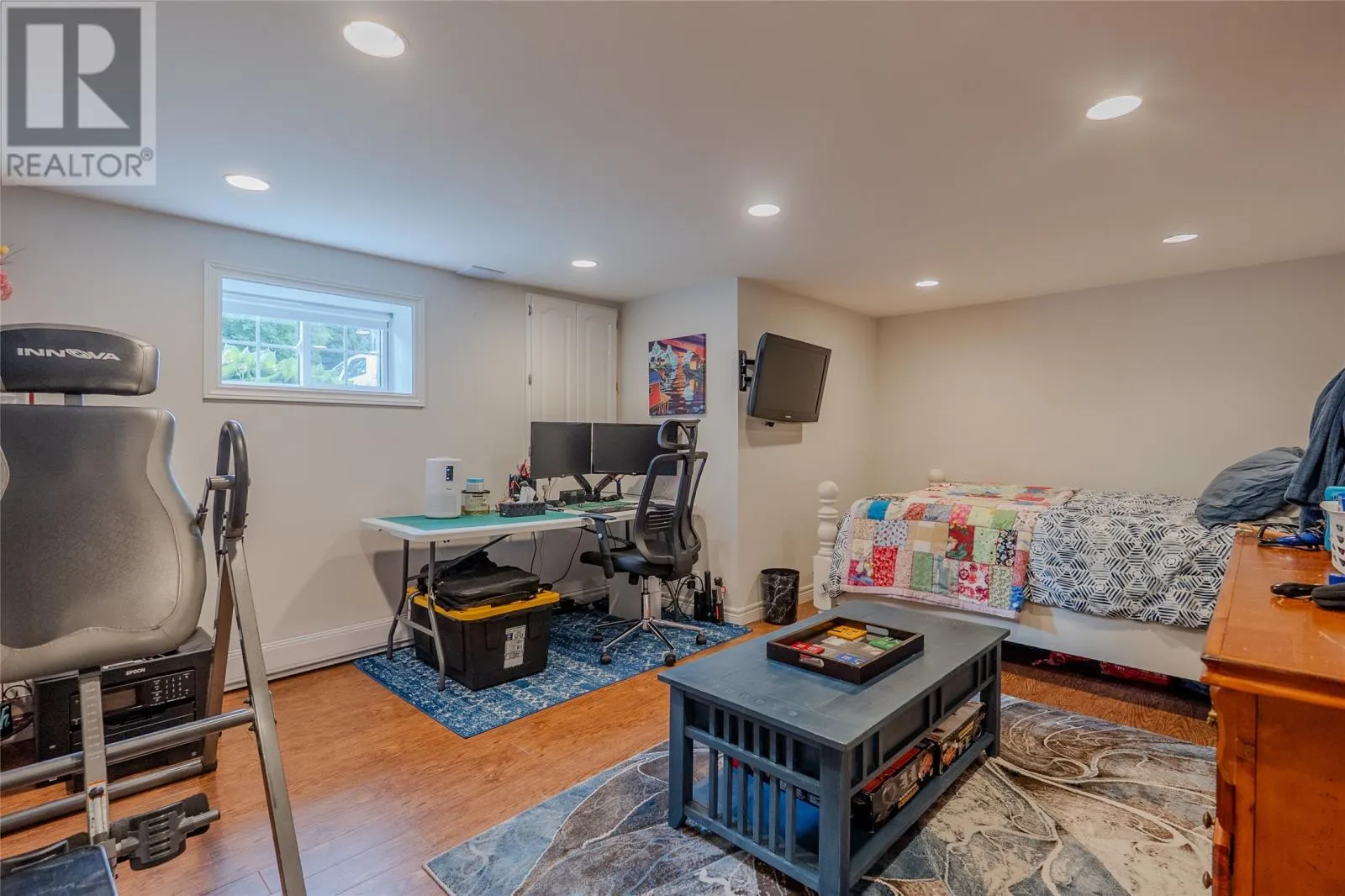 6 Tweedsmuir Place