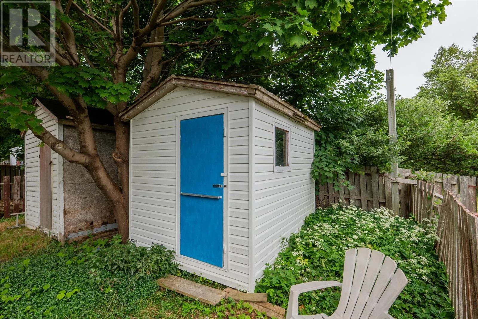 6 Tweedsmuir Place