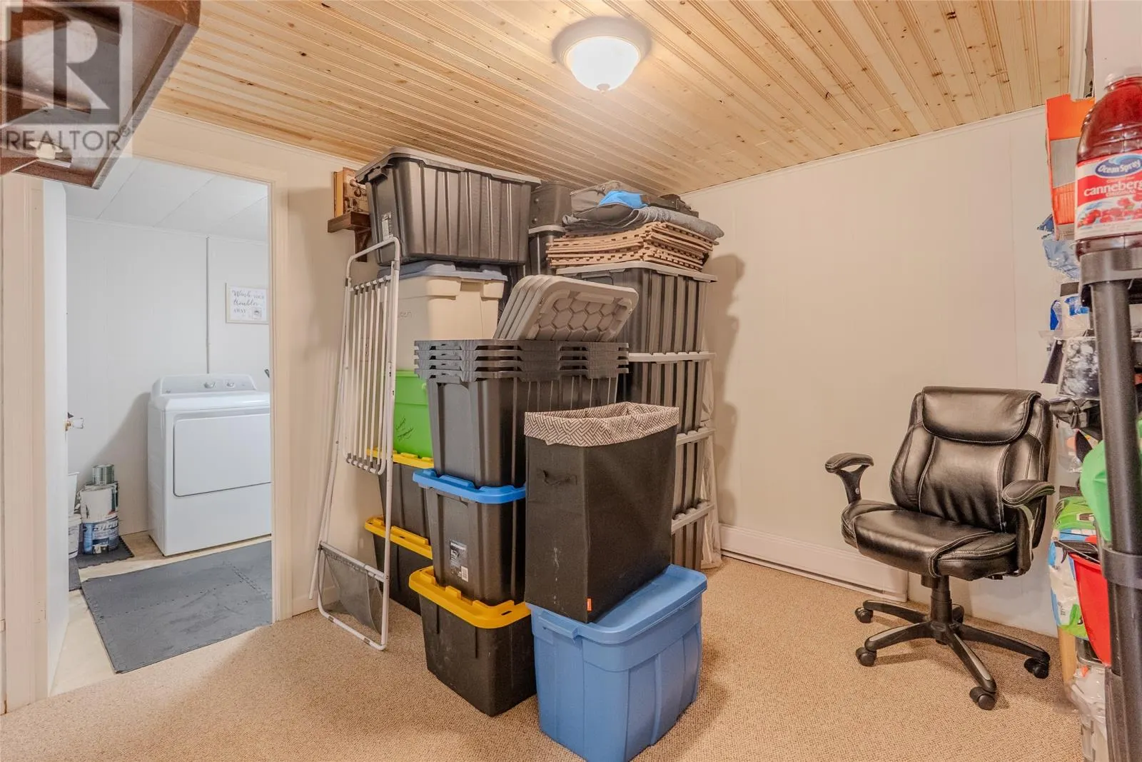 6 Tweedsmuir Place