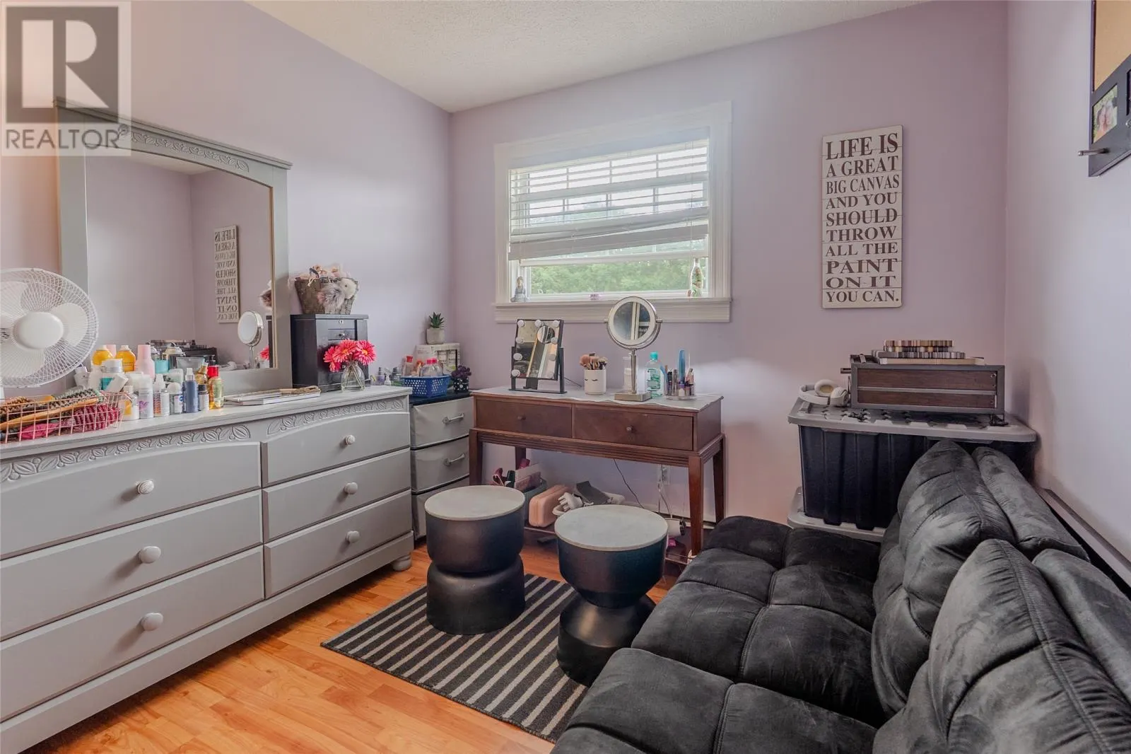 6 Tweedsmuir Place