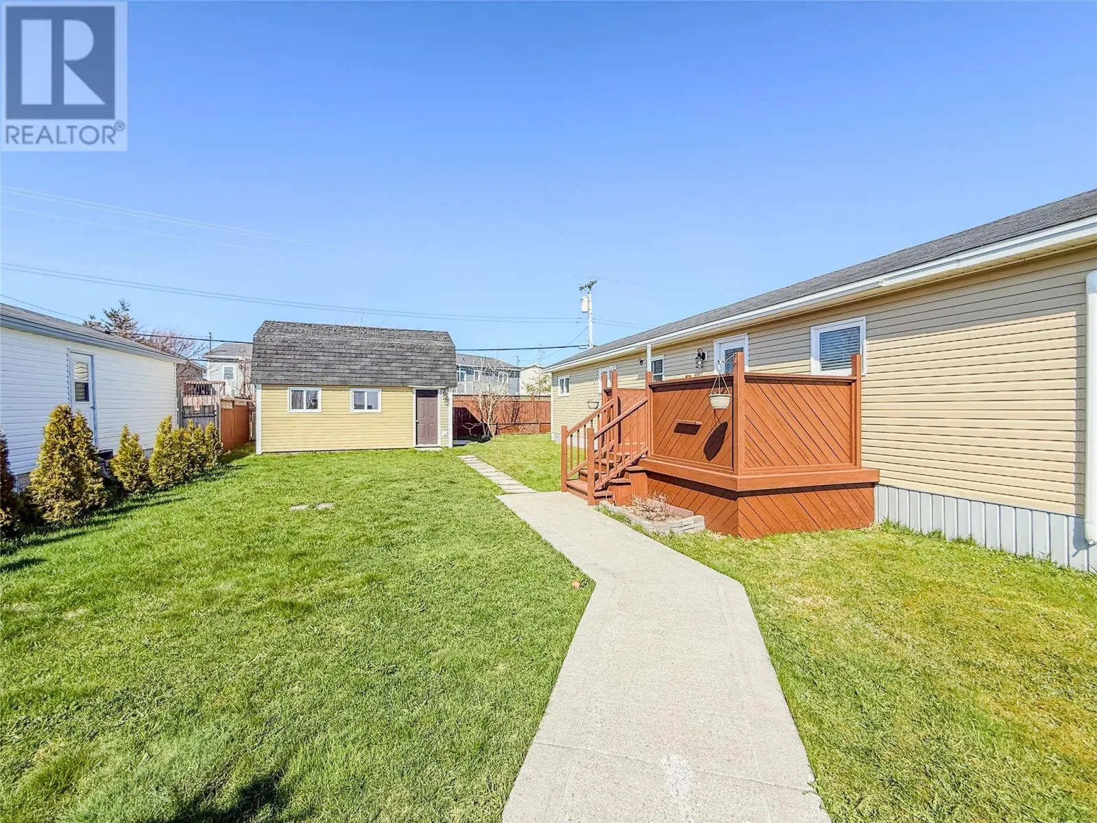 8 Juniper Drive