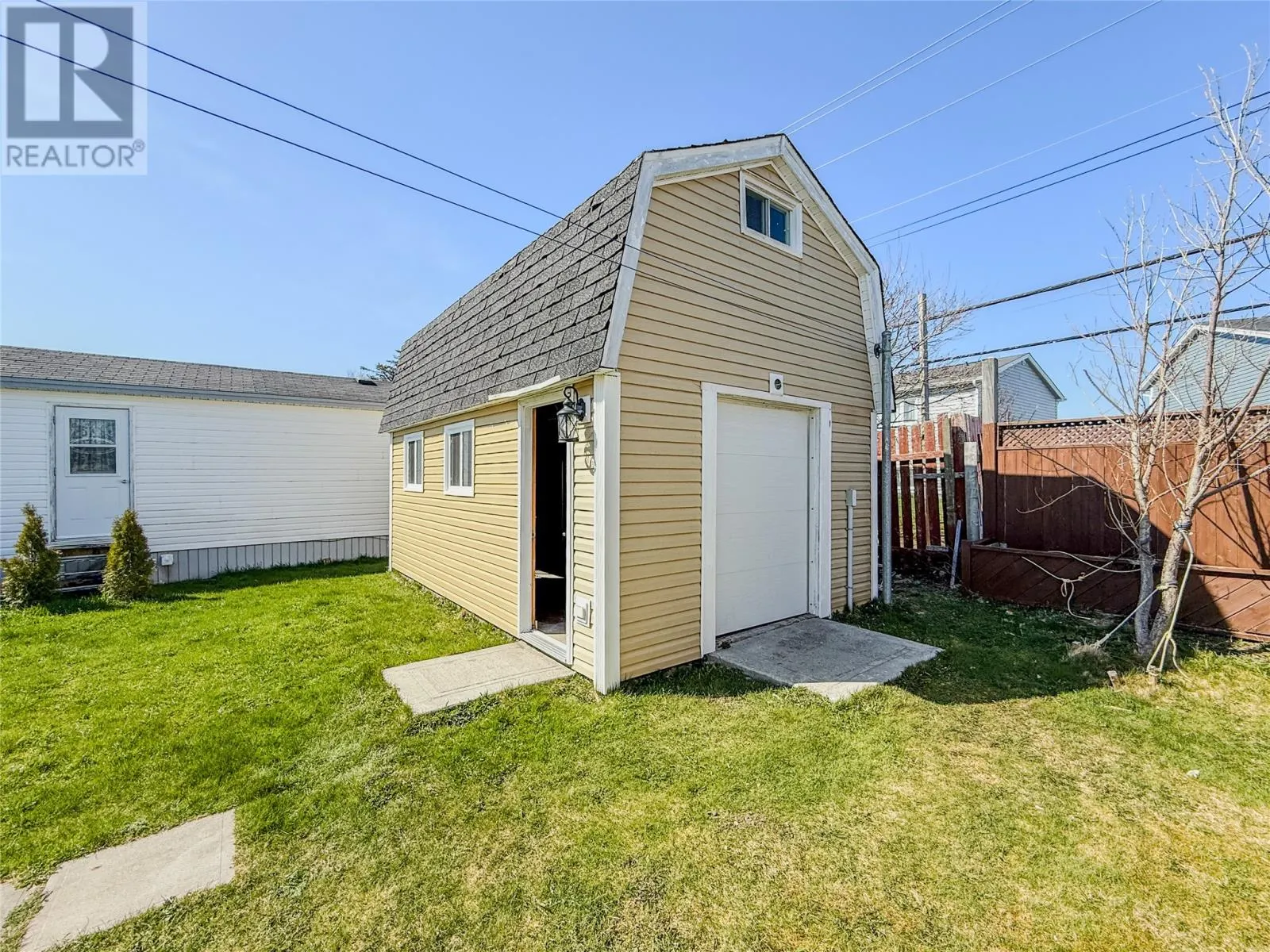 8 Juniper Drive