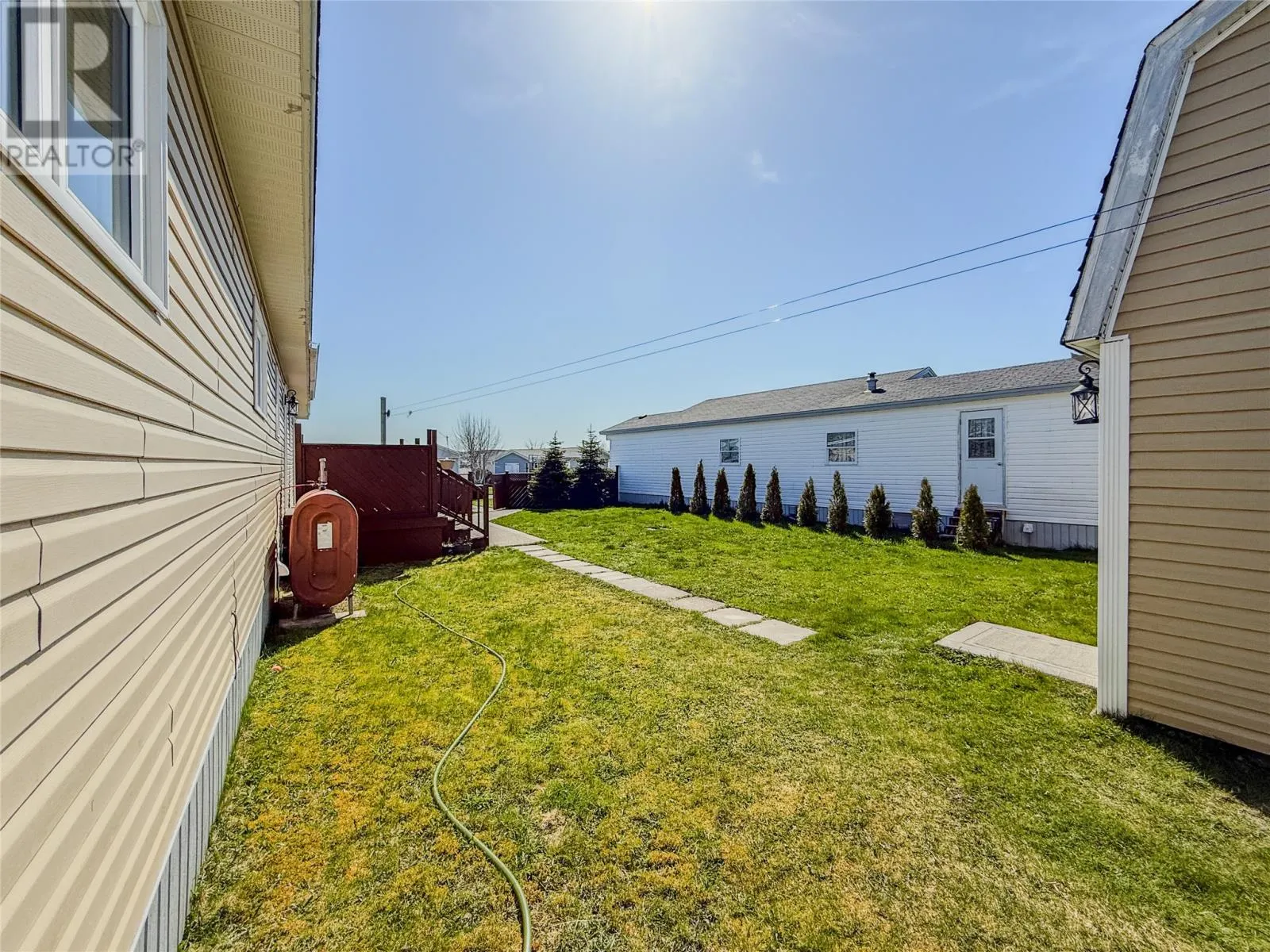 8 Juniper Drive
