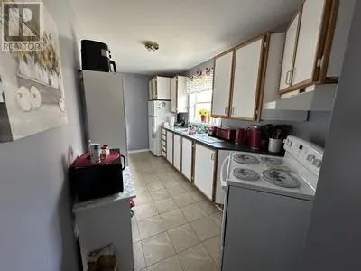 28 Earles Lane