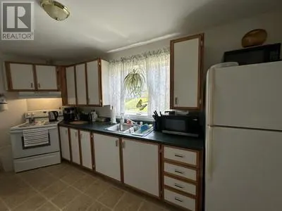 28 Earles Lane