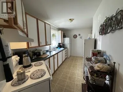 28 Earles Lane