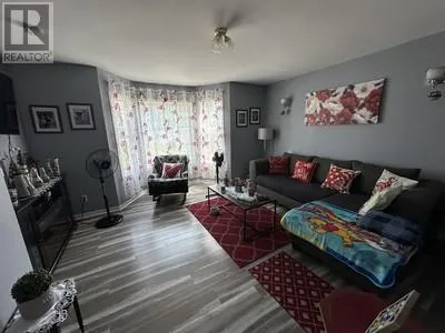 28 Earles Lane