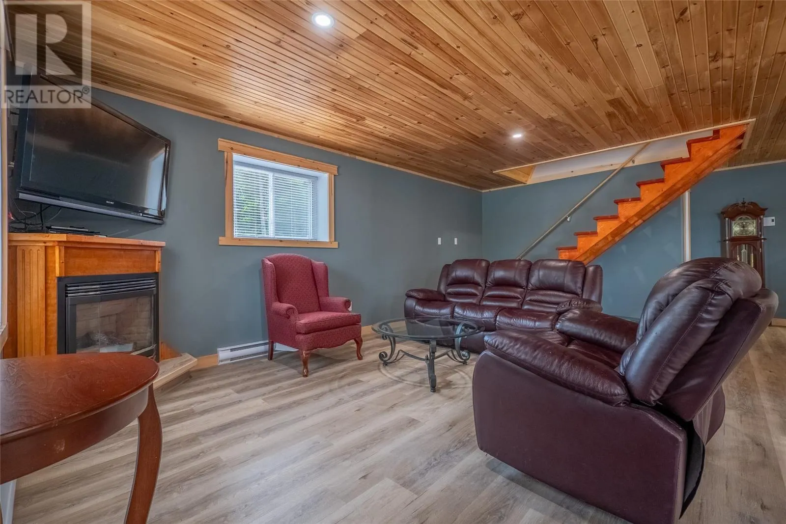 1 Greenwood Drive