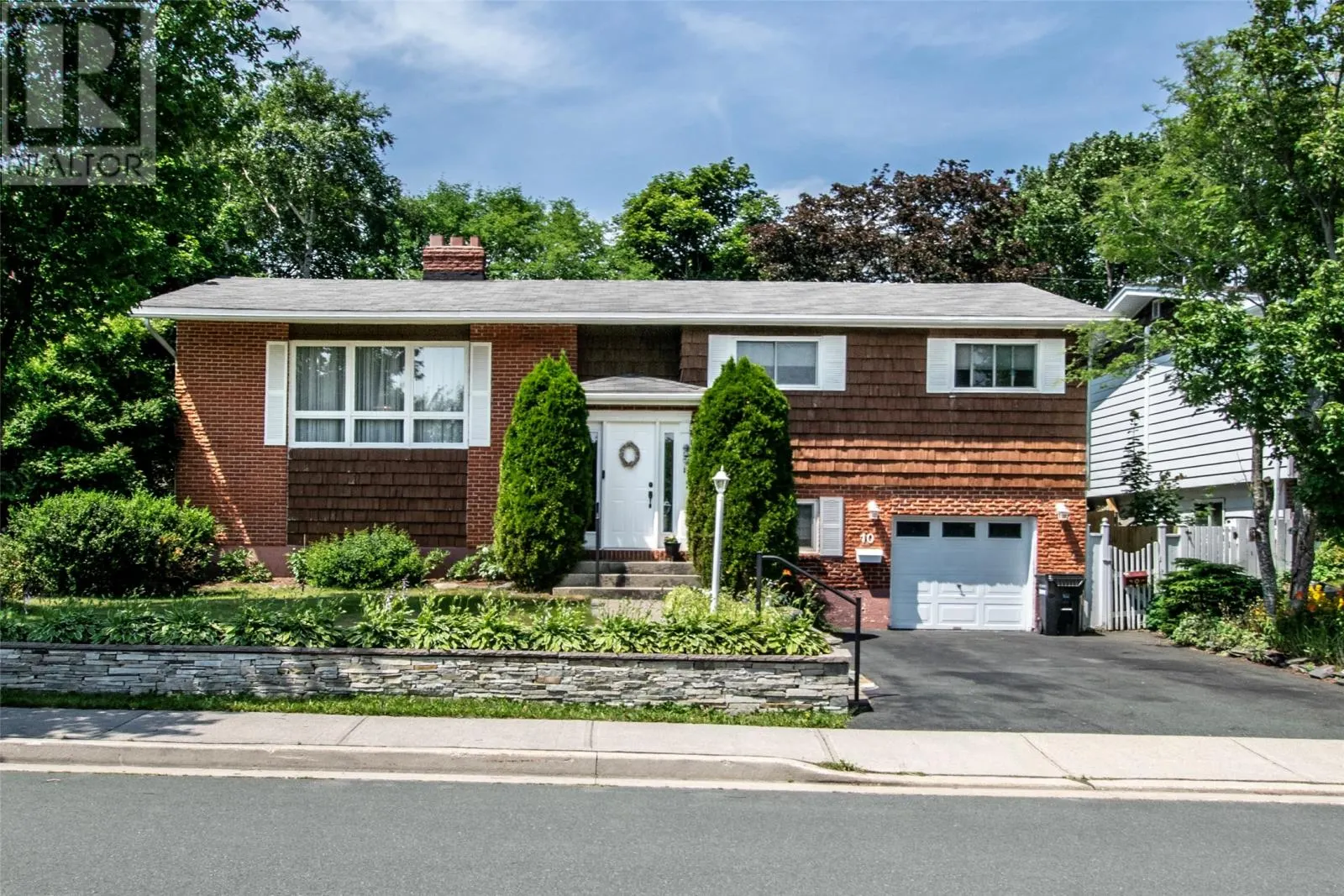 10 Yellowknife Street