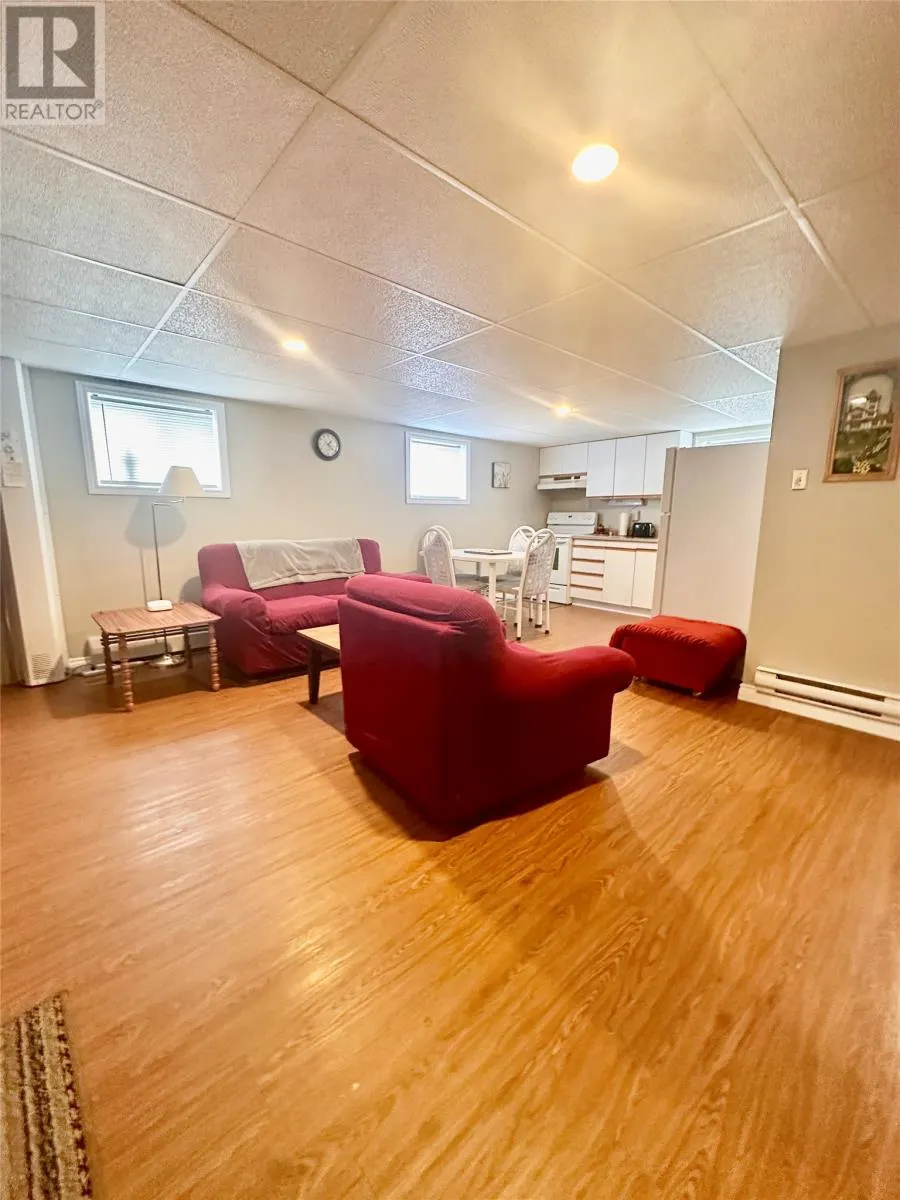 3 Corkum Place