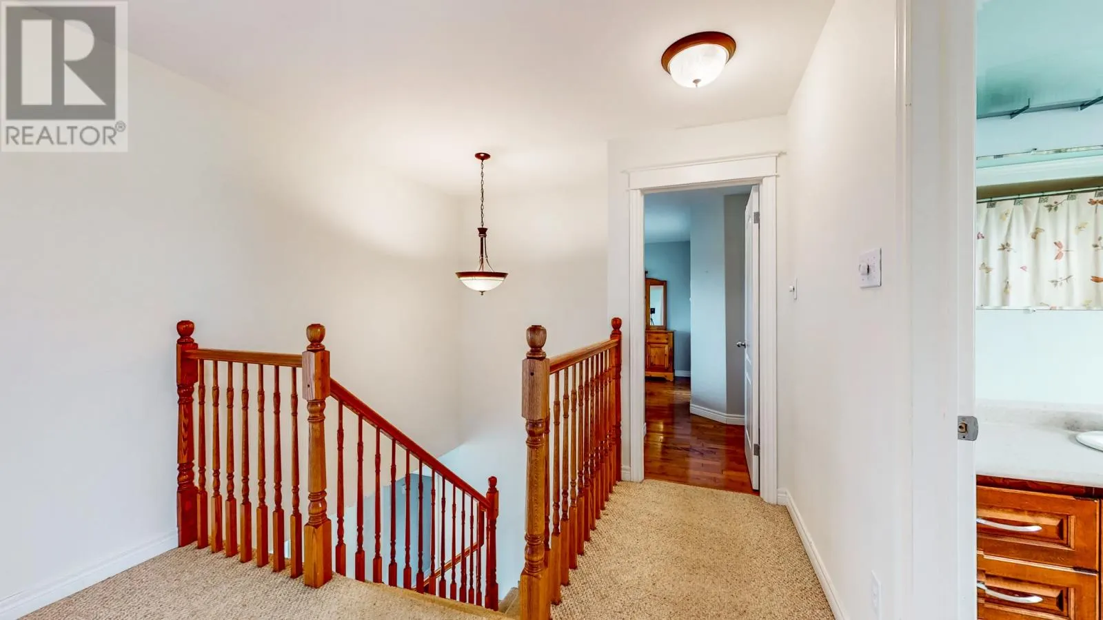 21 OAKLEY Place