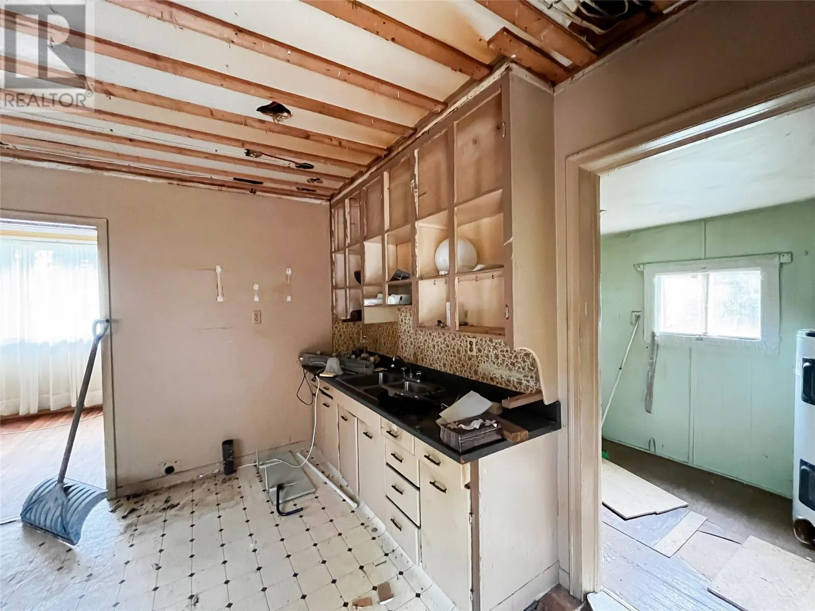 2644 Topsail Road
