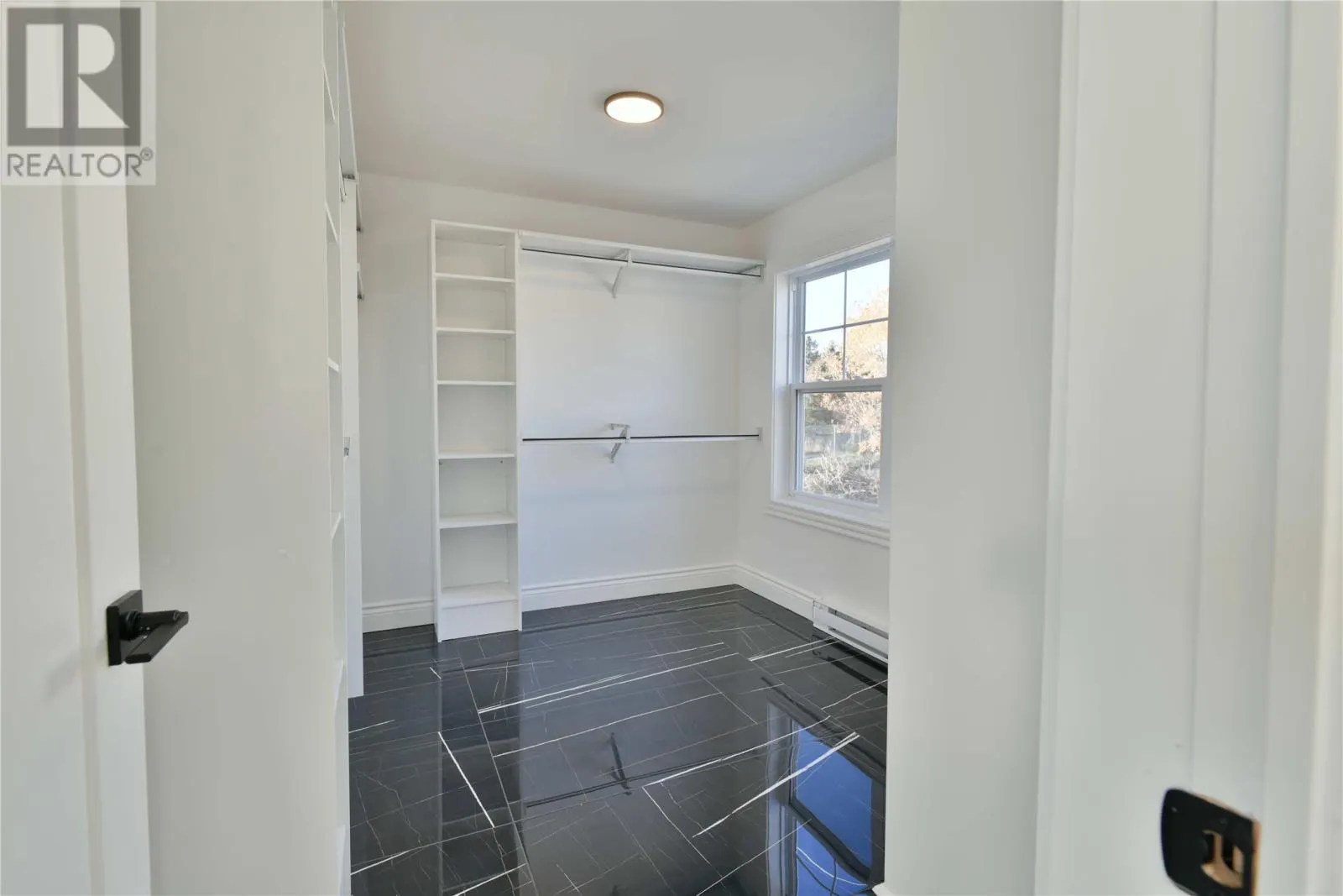 25 Janeway Place