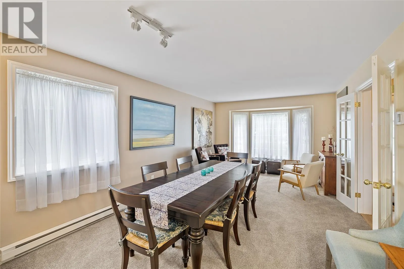 33 Mountbatten Drive