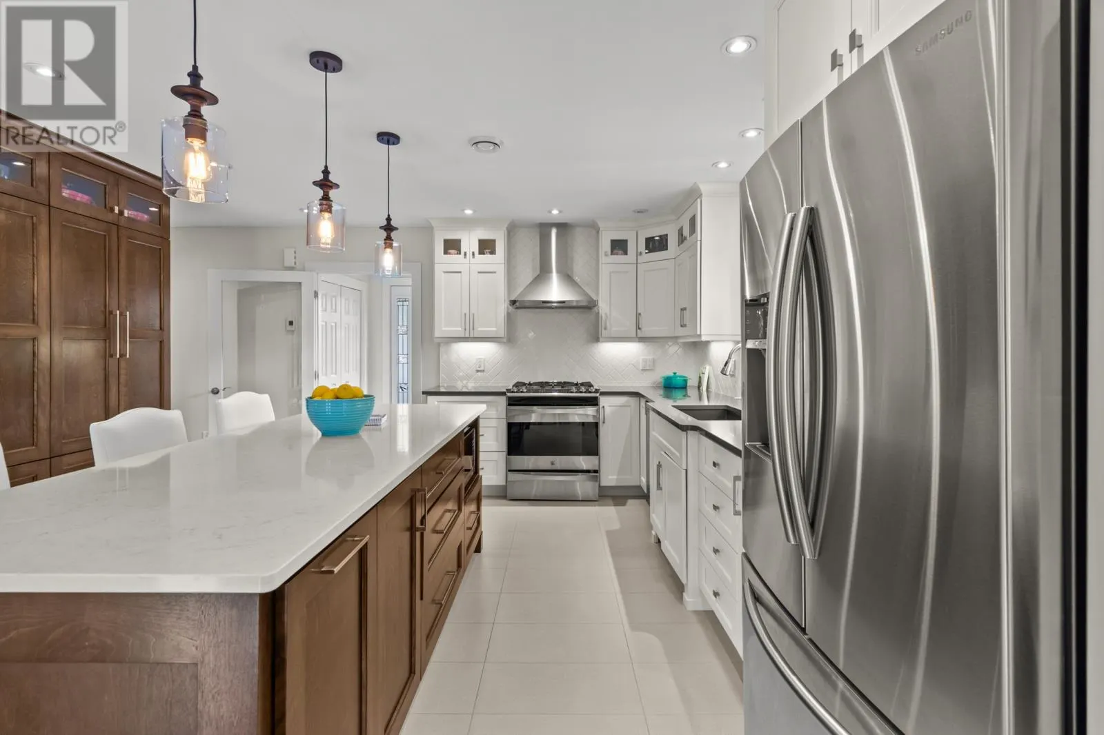 369-371 Dogberry Hill Road