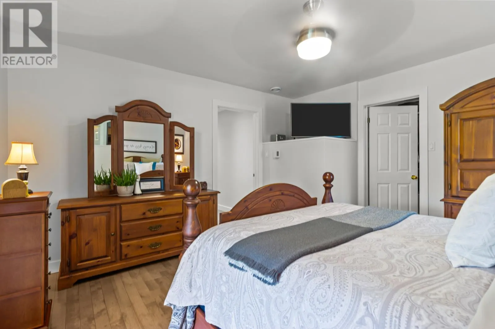 369-371 Dogberry Hill Road