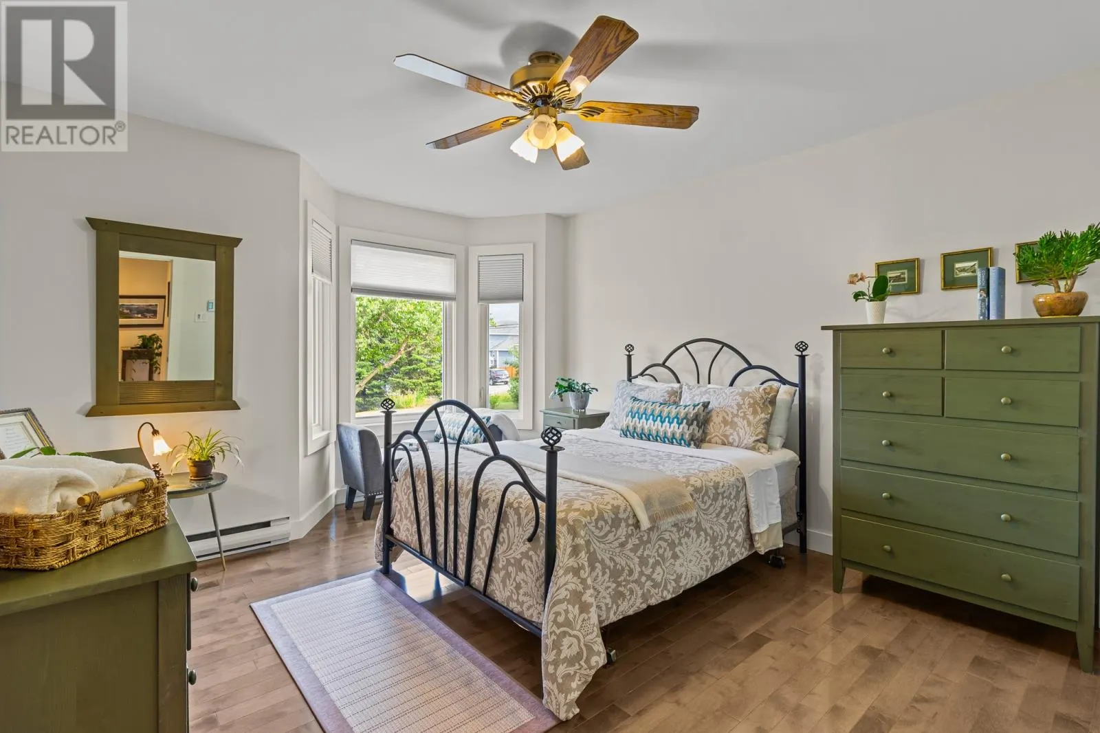 369-371 Dogberry Hill Road