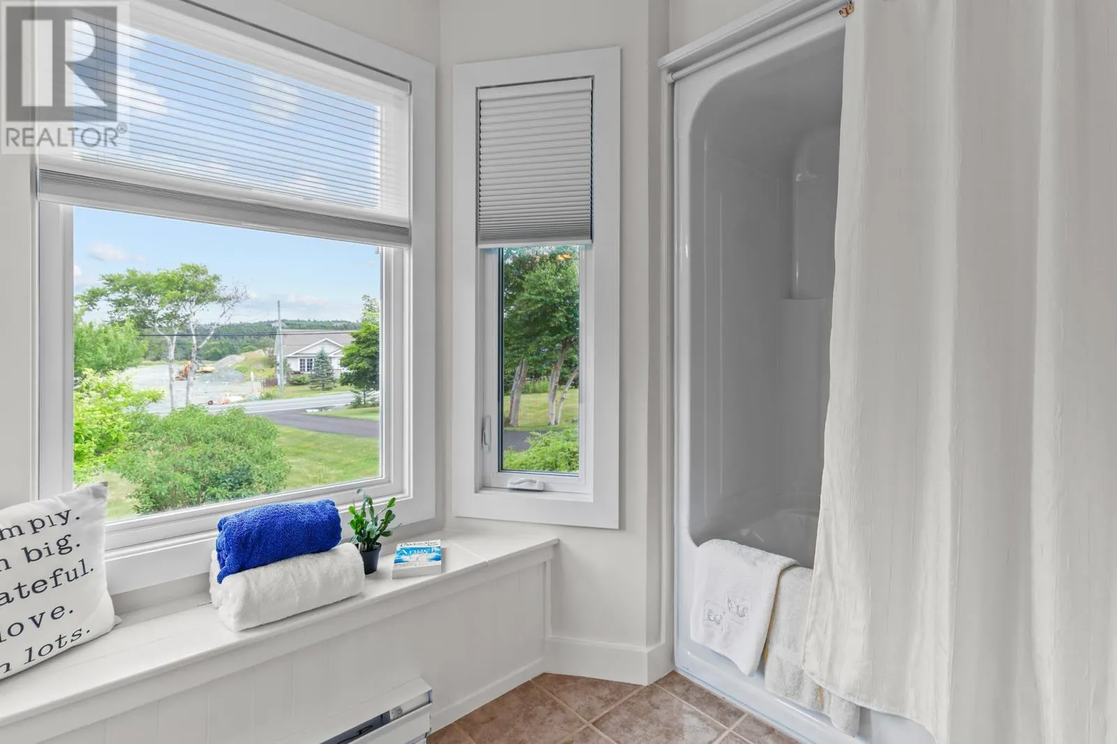 369-371 Dogberry Hill Road
