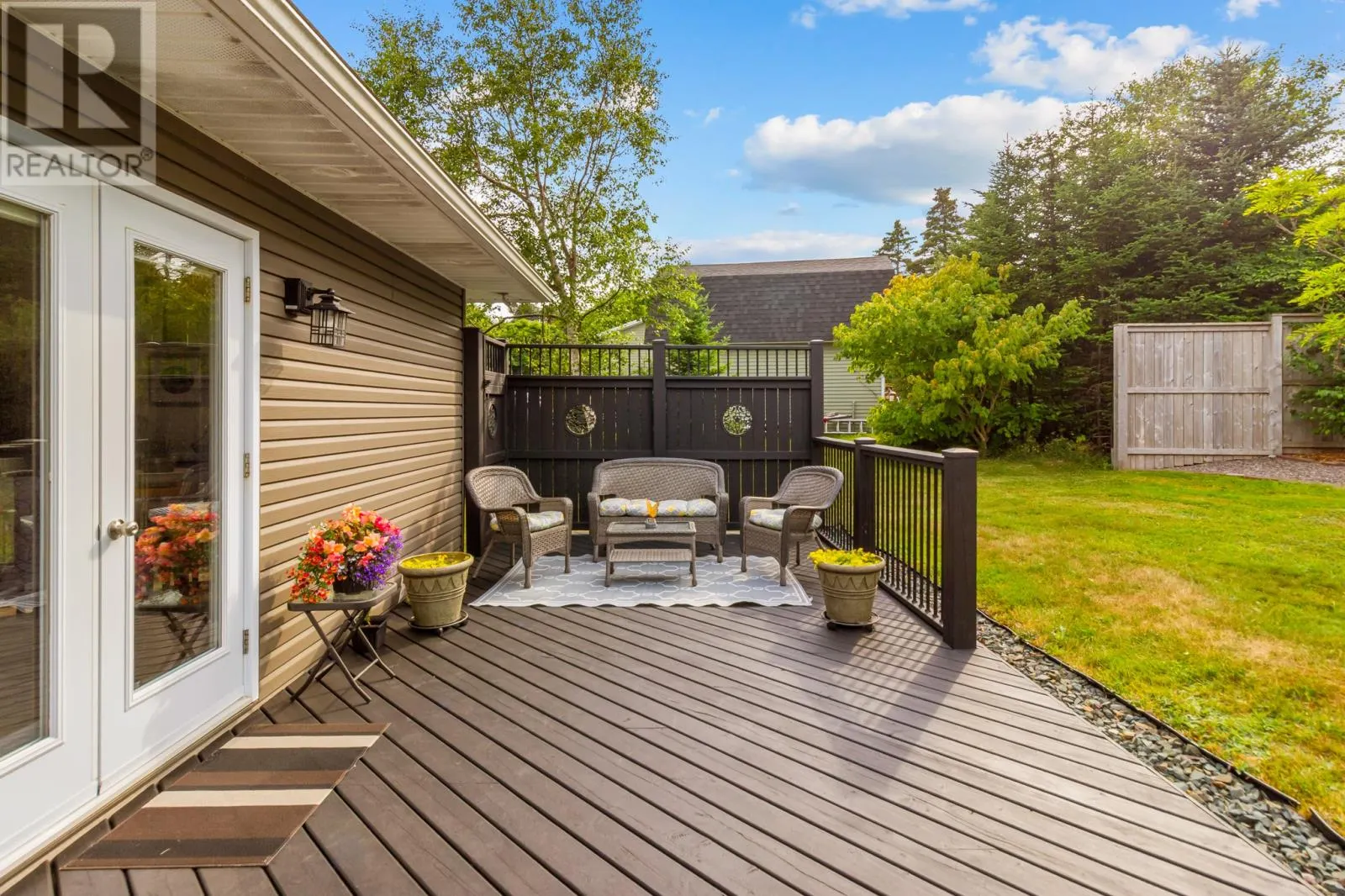 369-371 Dogberry Hill Road