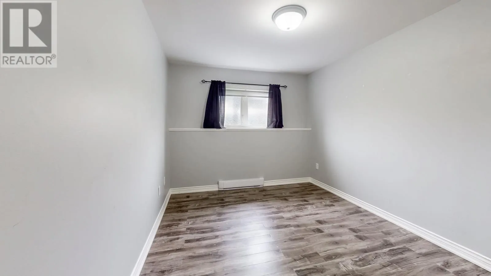 14 Amber Place