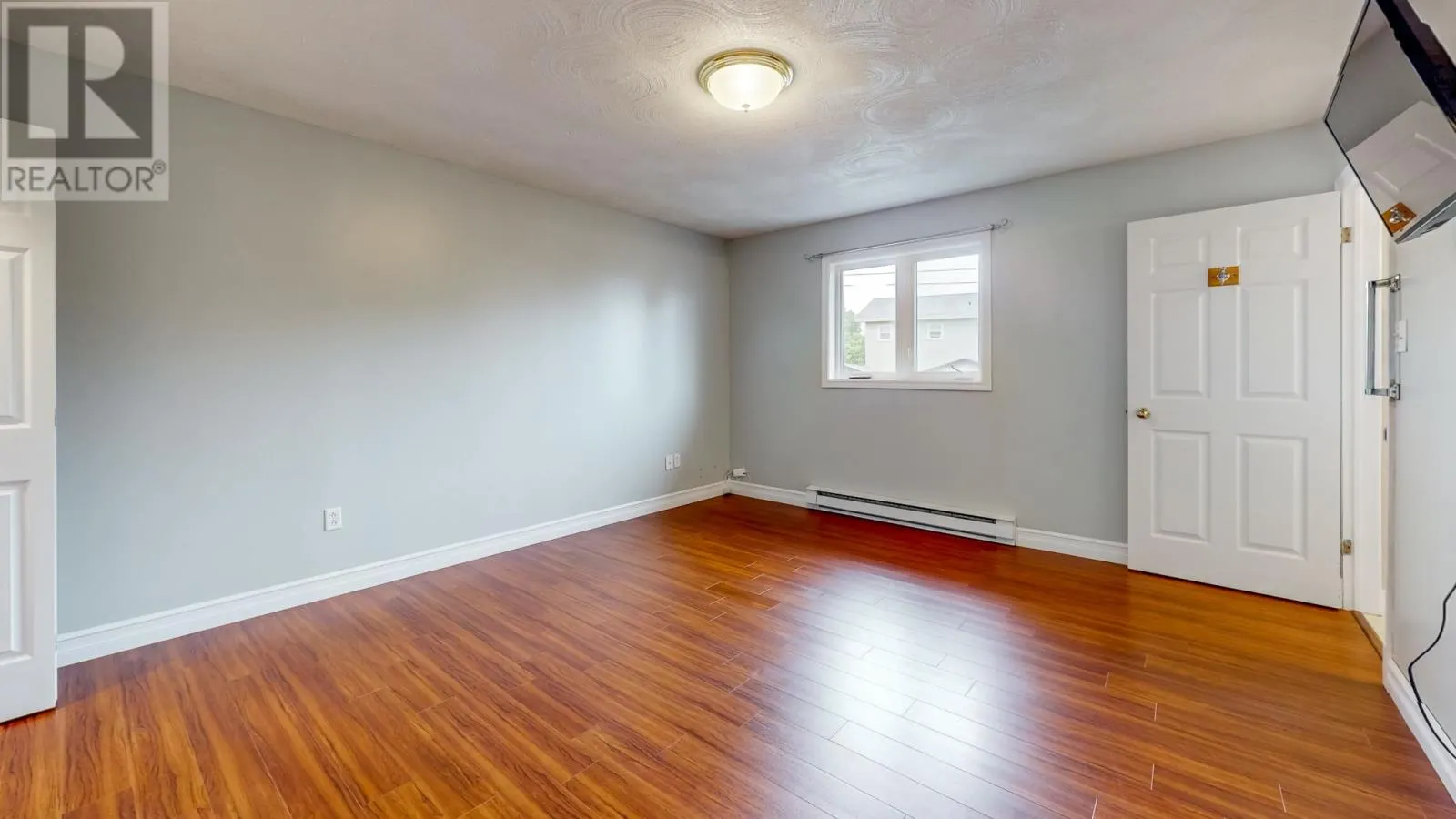 14 Amber Place