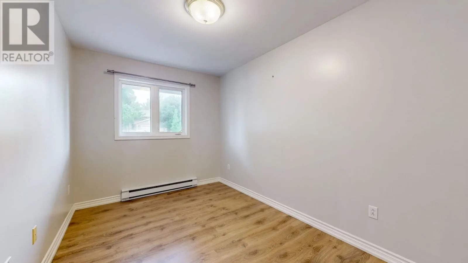 14 Amber Place