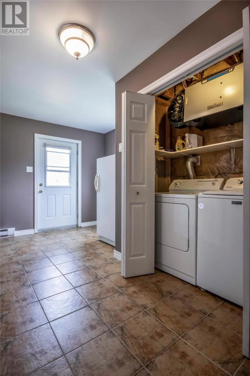 3 Eagle River Drive