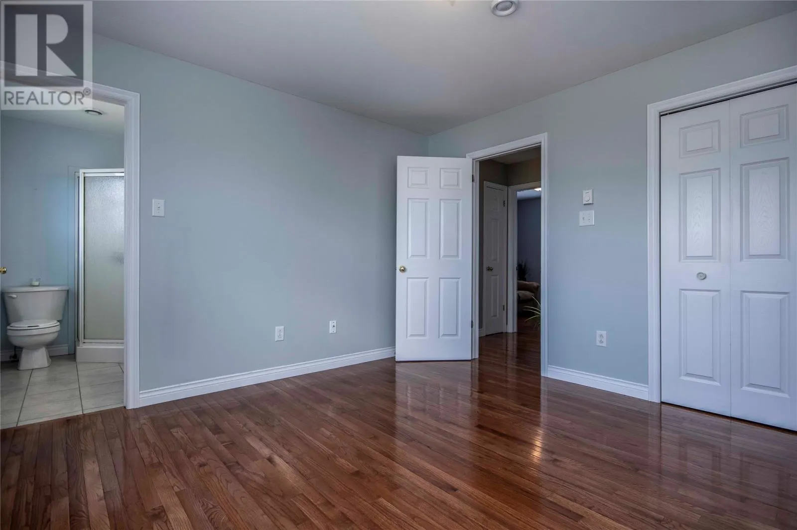3 Eagle River Drive