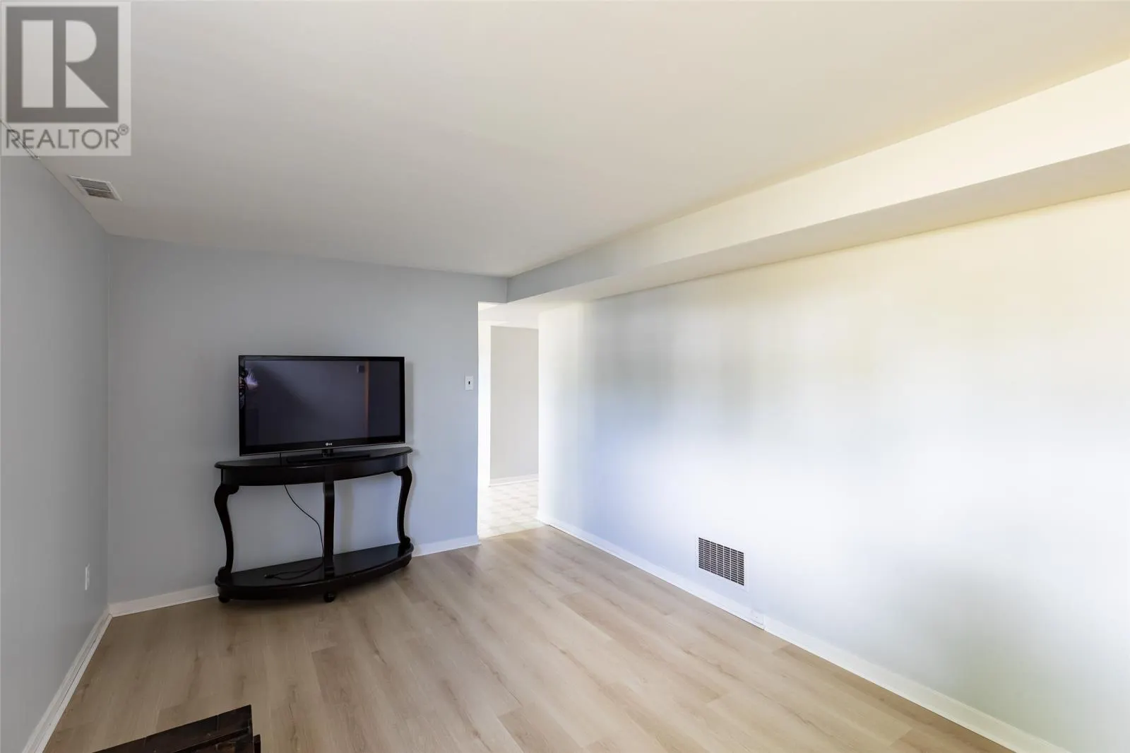 143 Logy Bay Road
