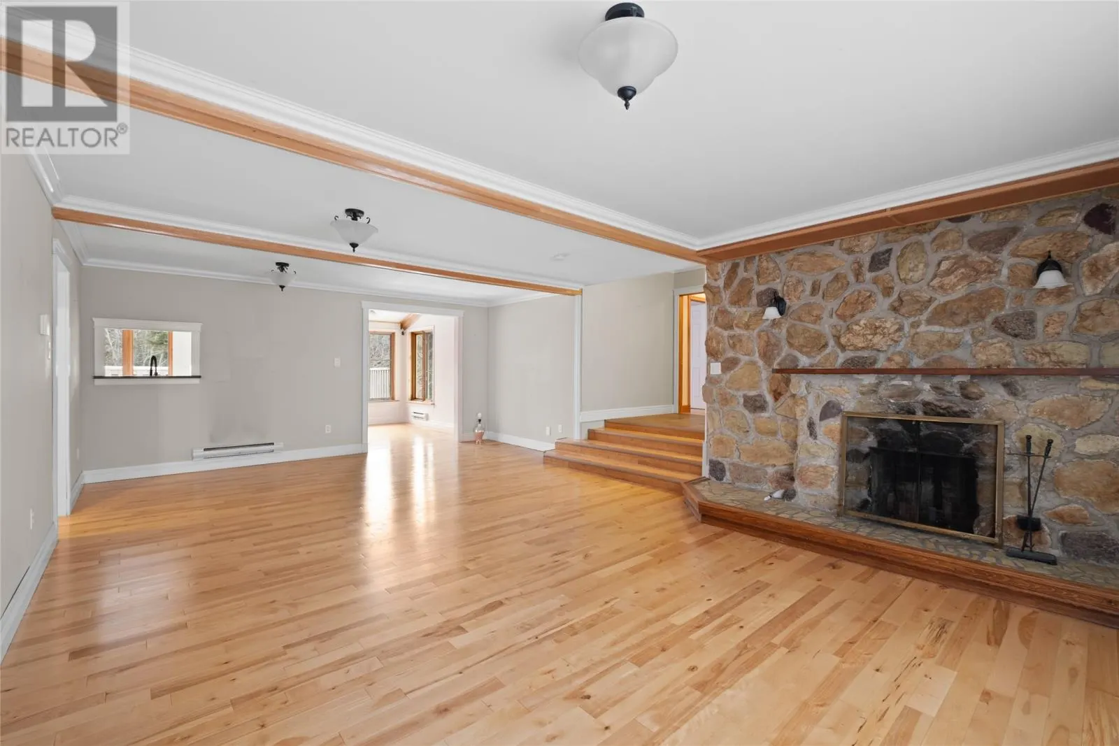 1183 Thorburn Road
