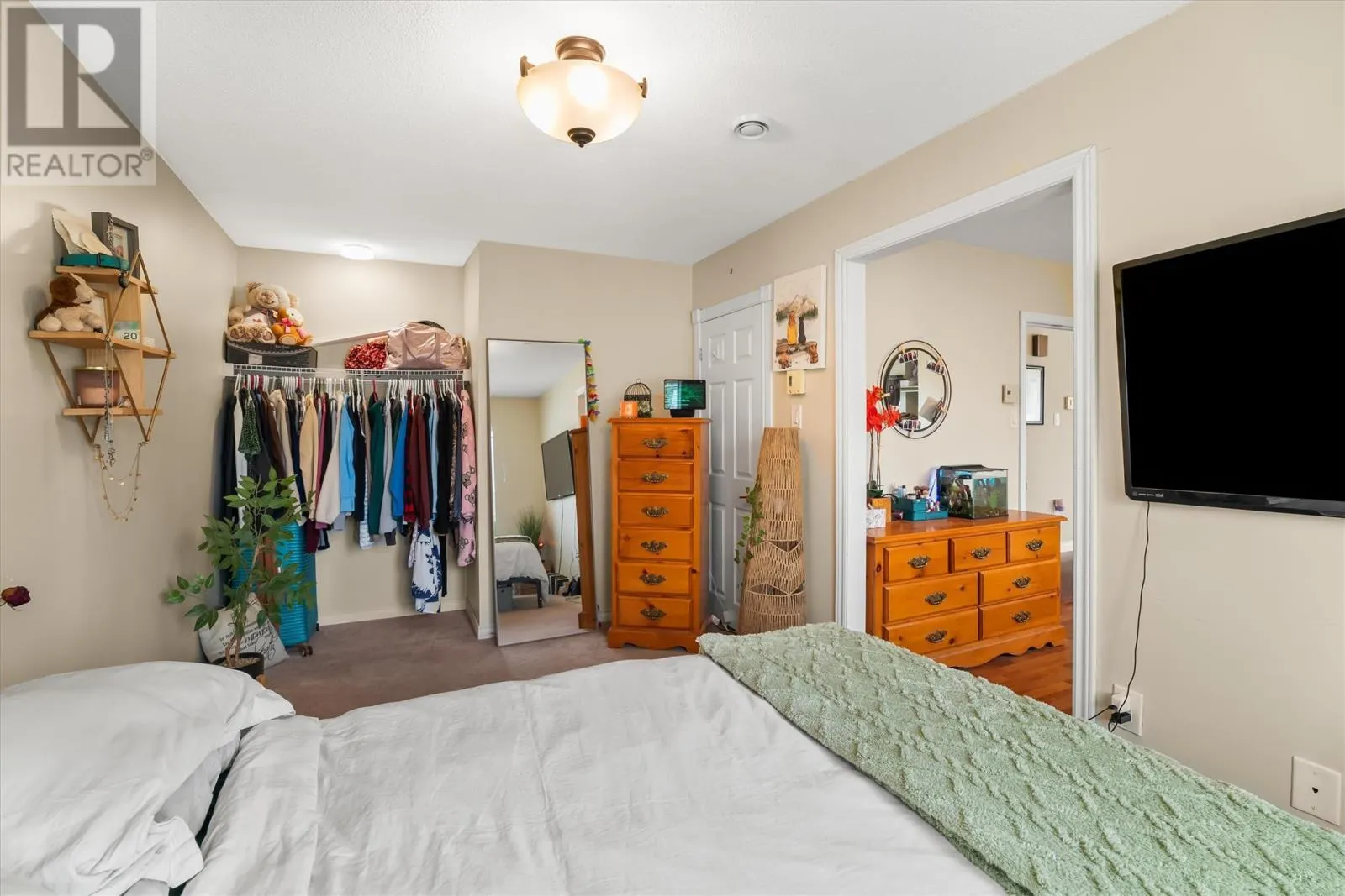 72 Mountainview Drive