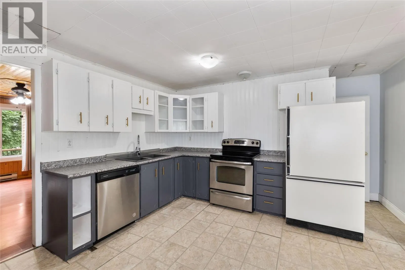 173 Three Island Pond Road