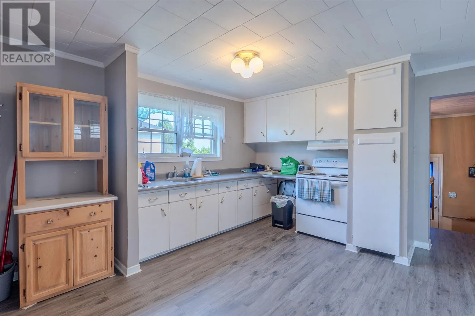 141 Groves Road