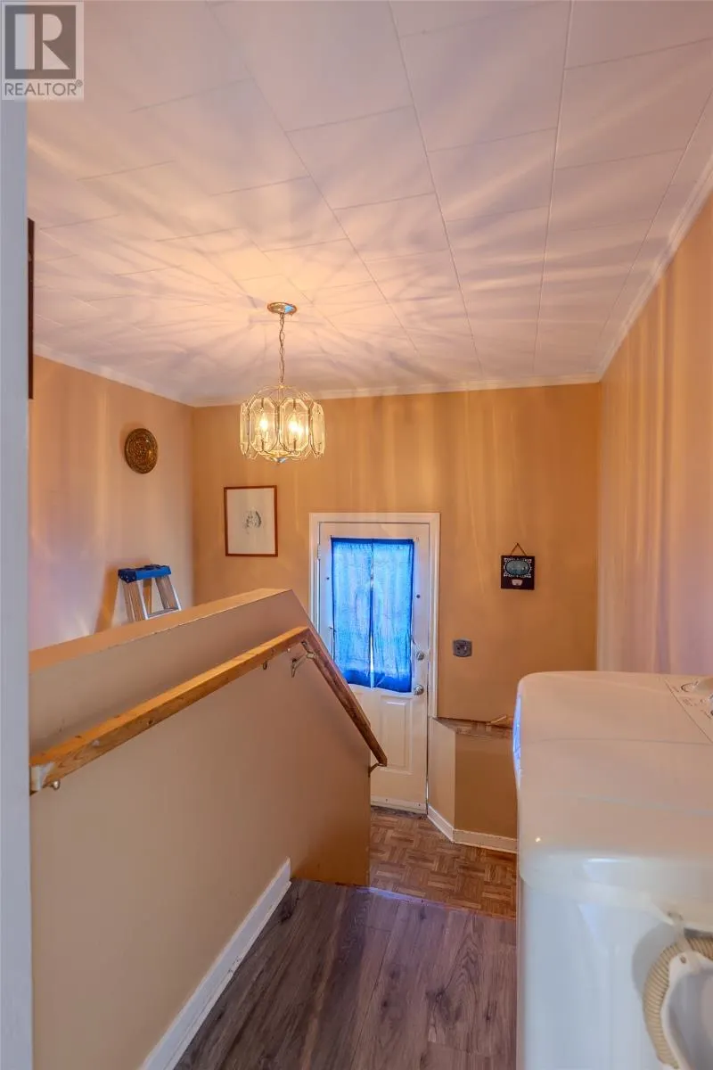 141 Groves Road
