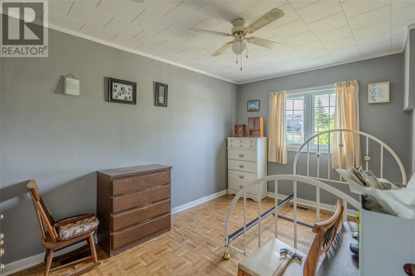 141 Groves Road
