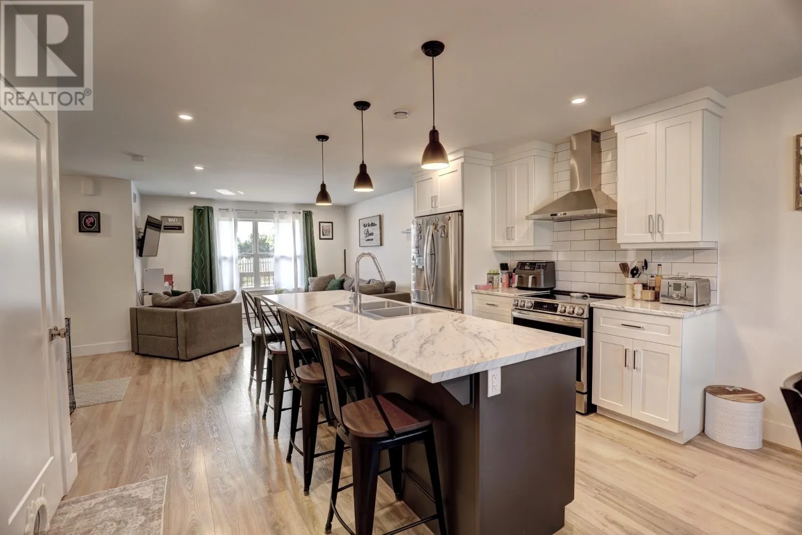 3 Diamond Marsh Drive