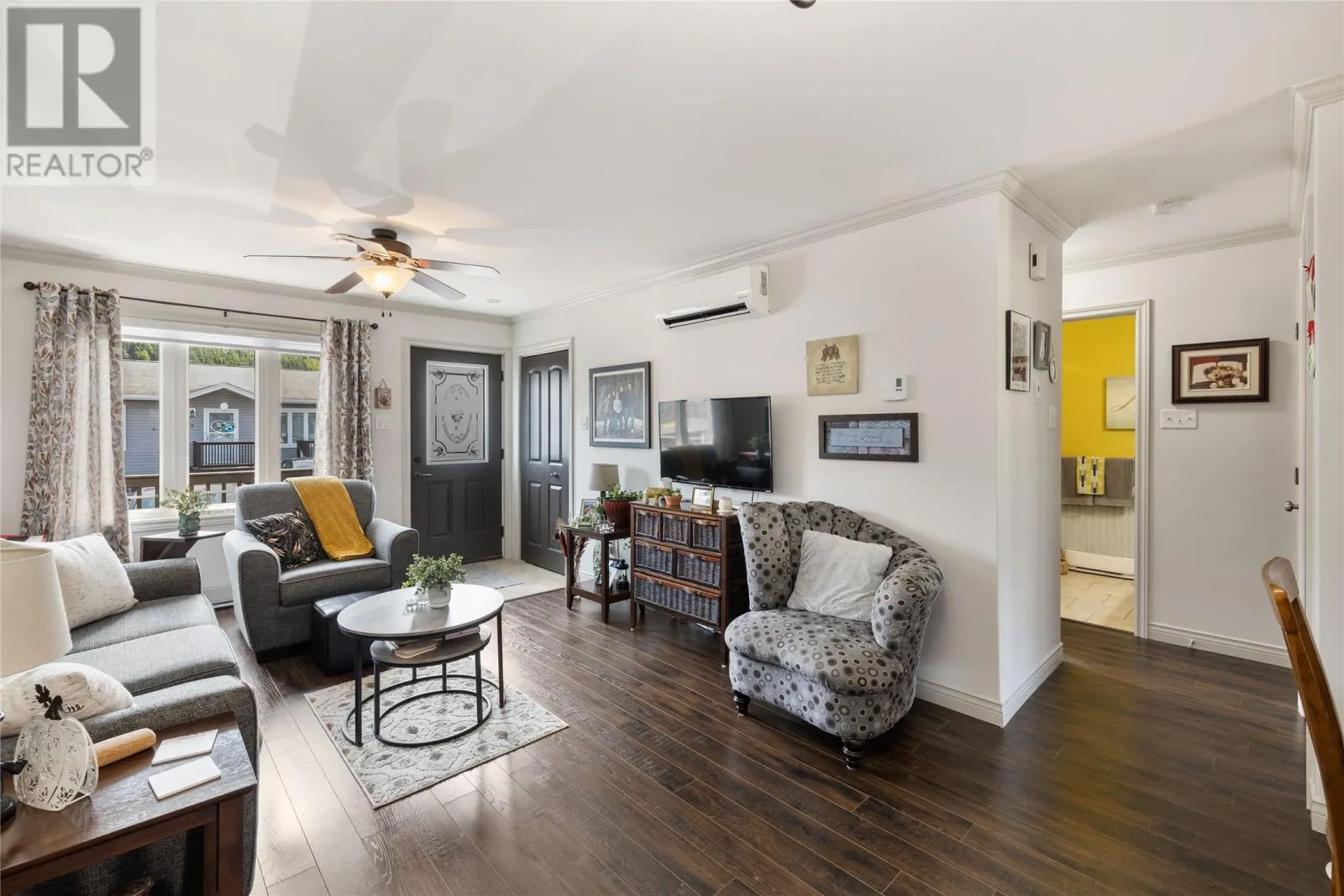 25 Michaelangelo Place