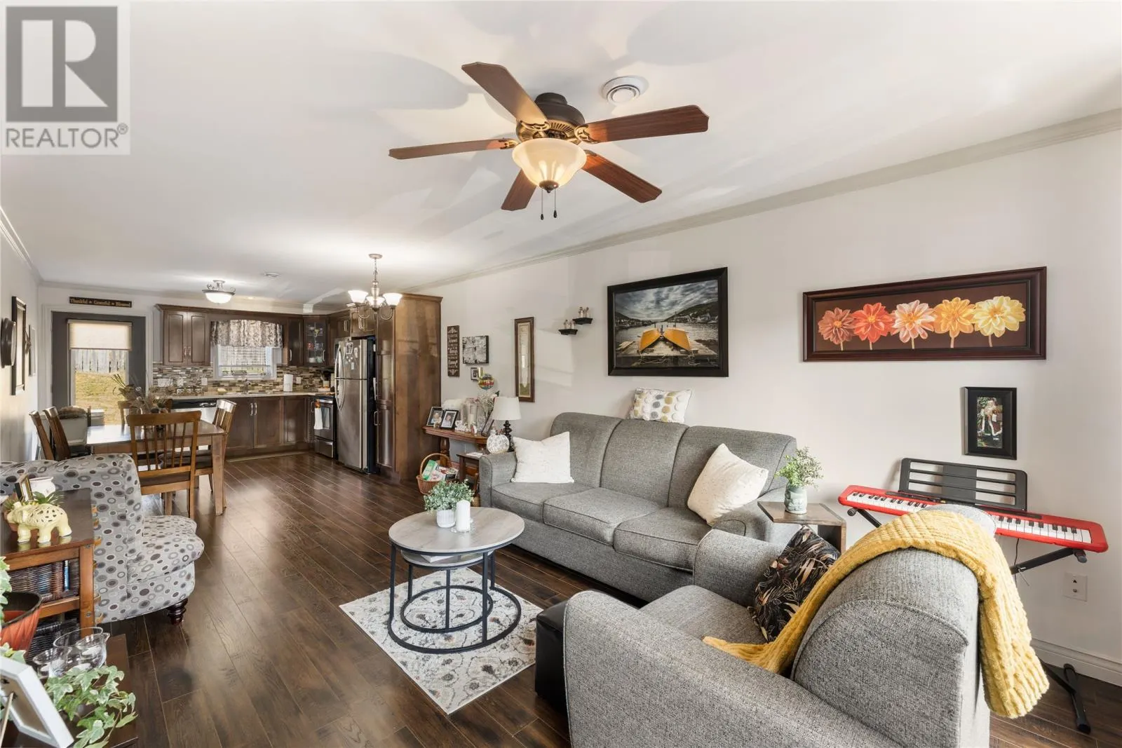 25 Michaelangelo Place
