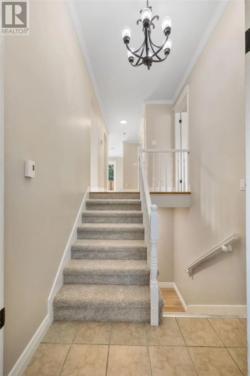 35 Emerald Drive