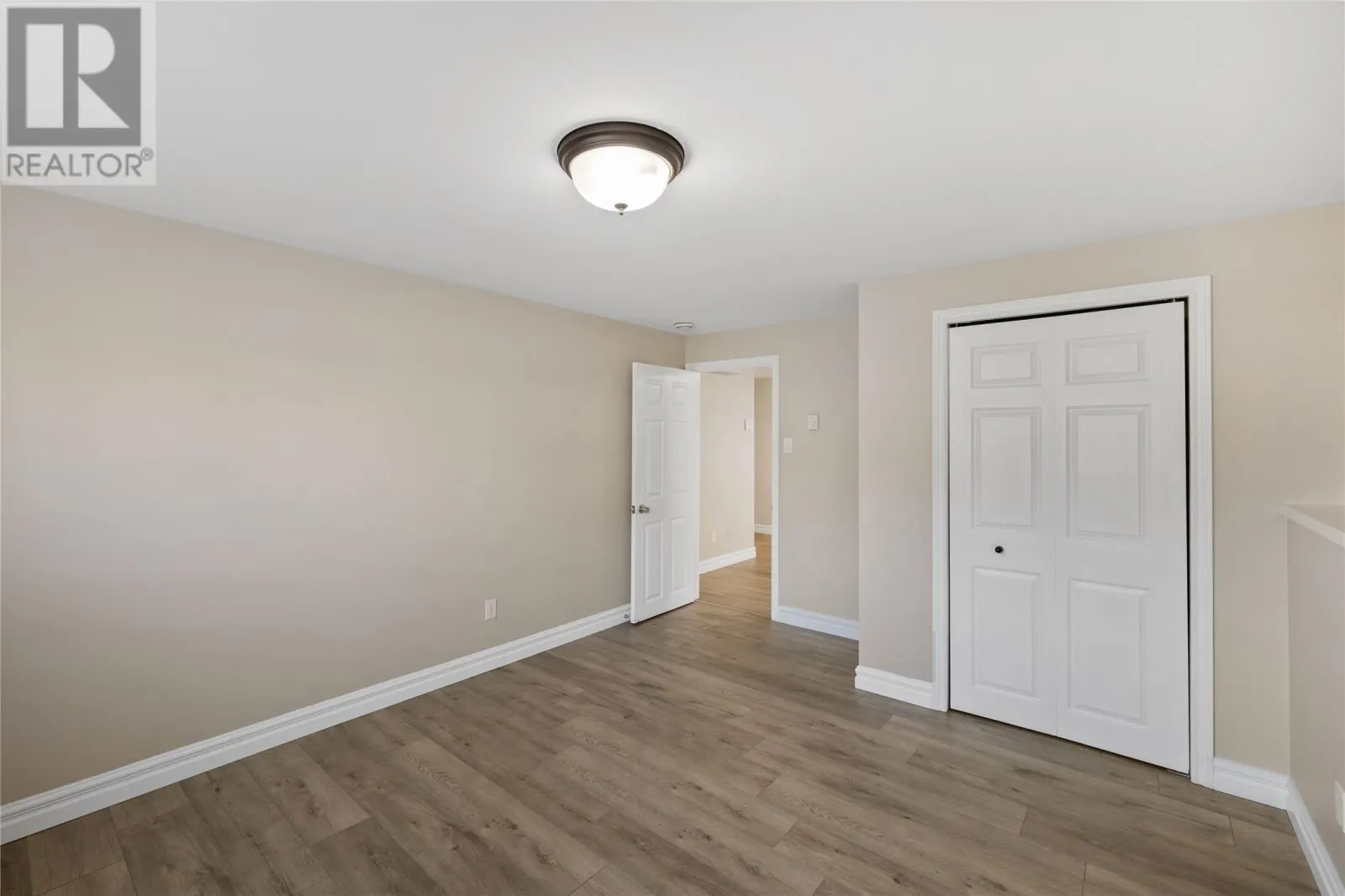 35 Emerald Drive