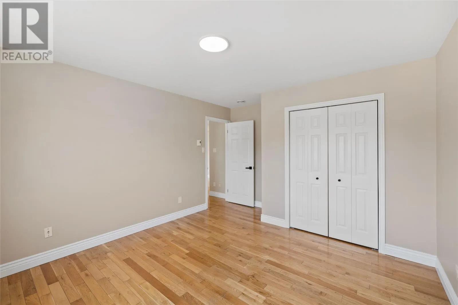 35 Emerald Drive