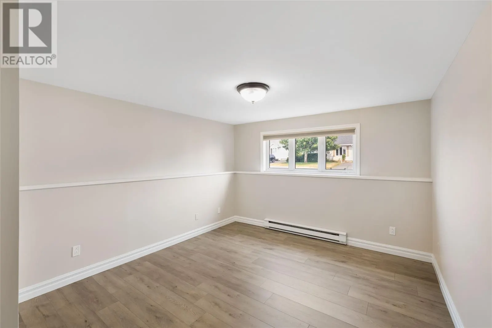 35 Emerald Drive