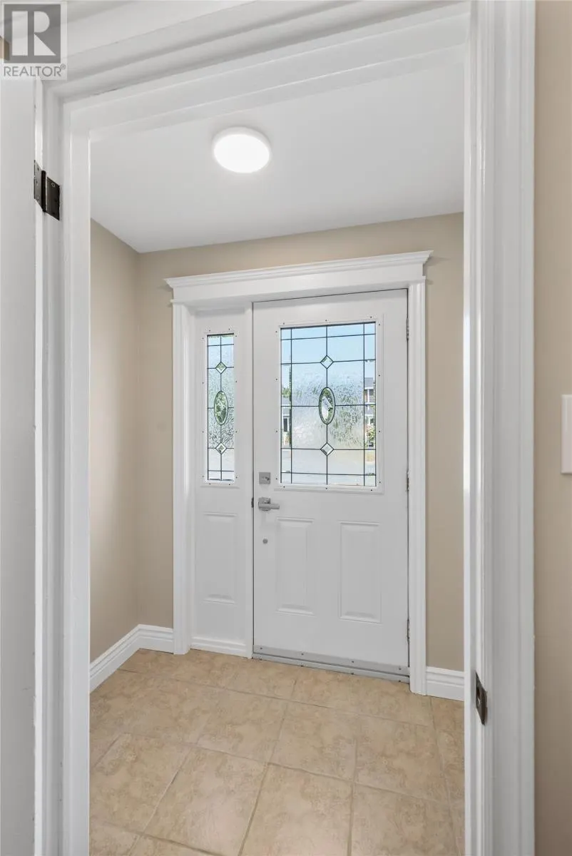 35 Emerald Drive