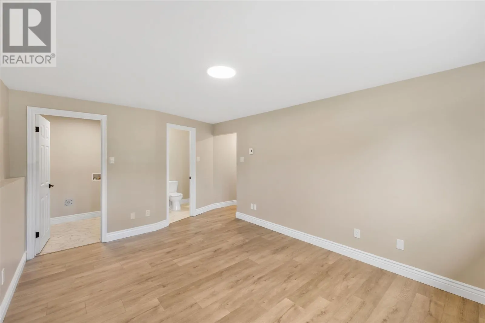 35 Emerald Drive