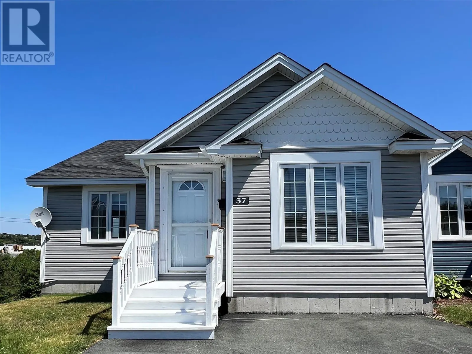 37 Avery Place