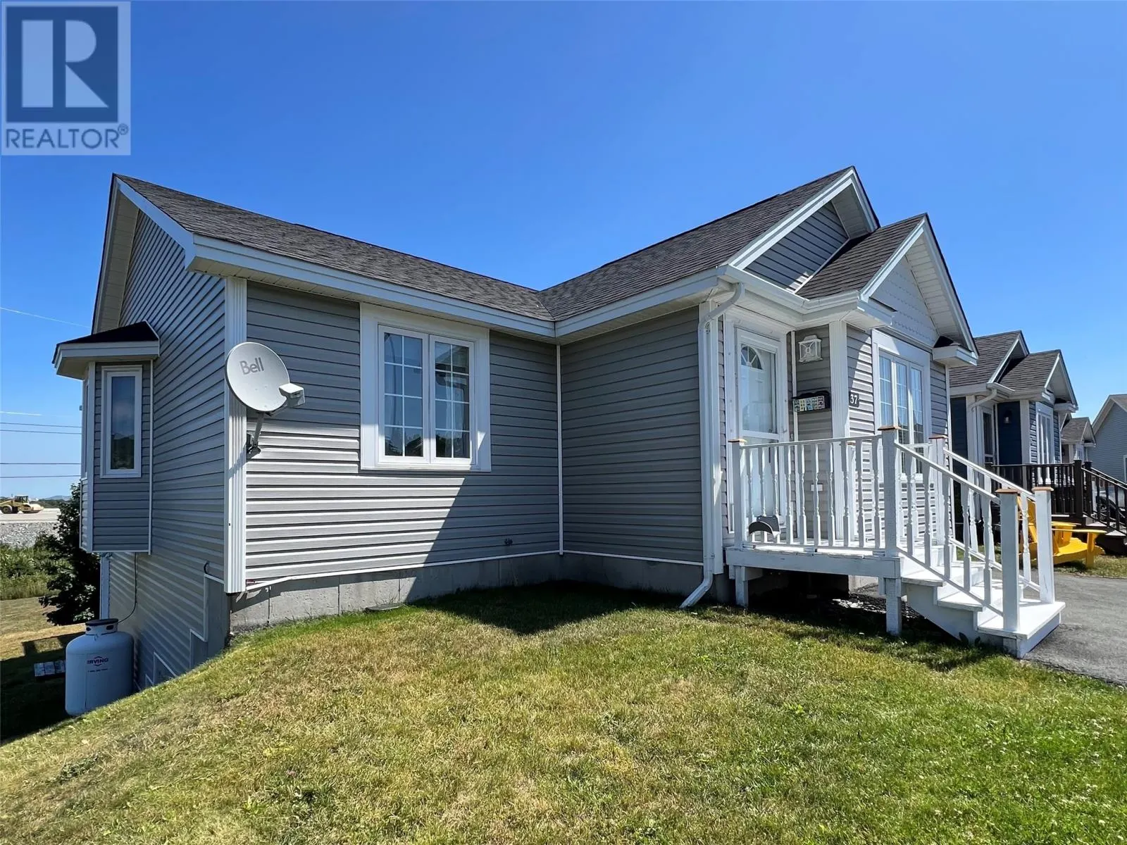 37 Avery Place