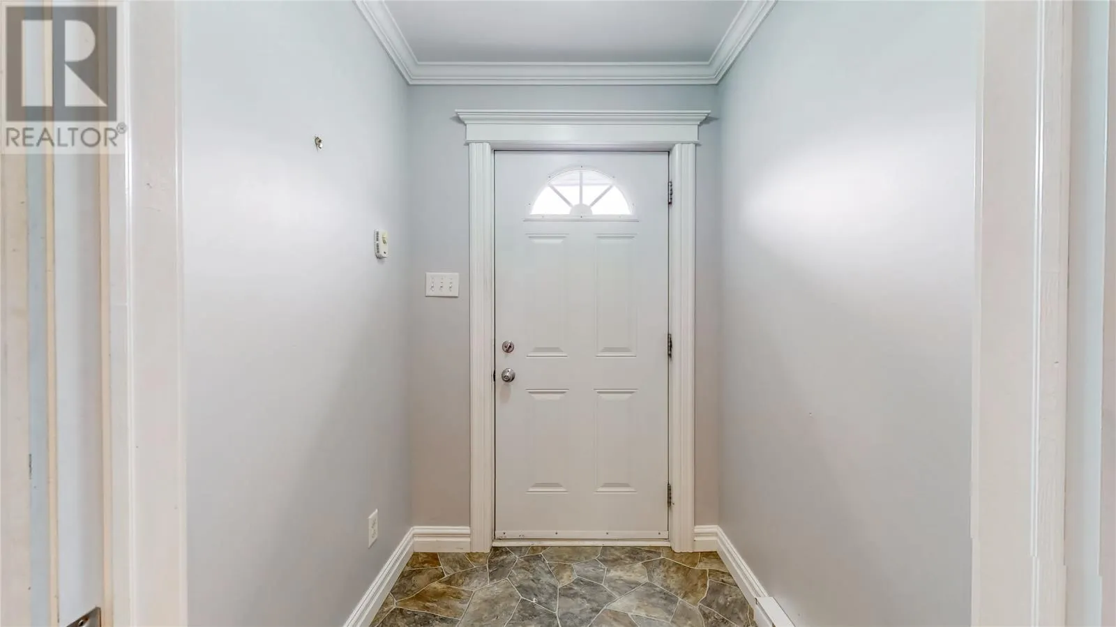 37 Avery Place